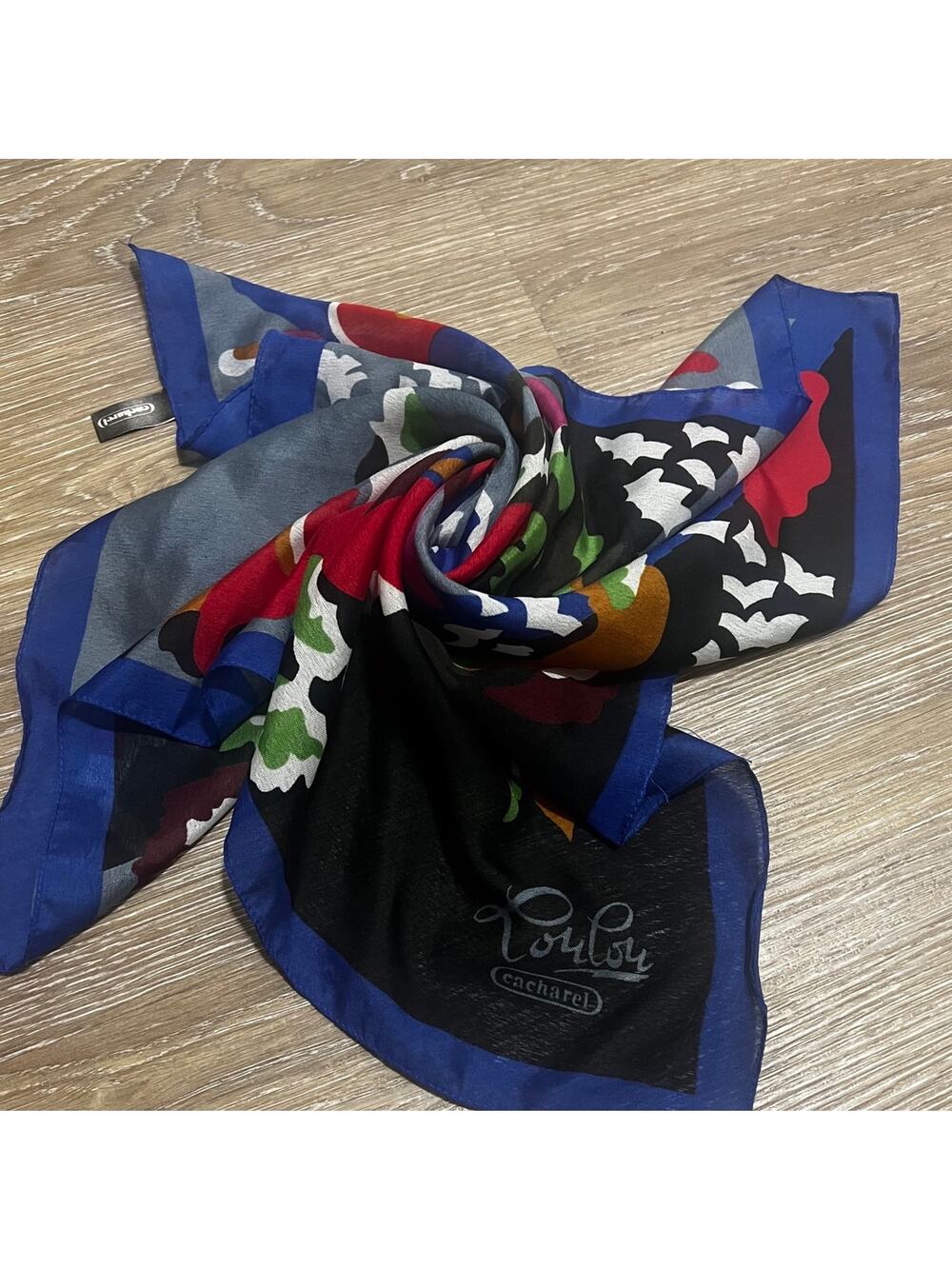 VTG Lou Lou Cacharel 80s Bold Print Head Scarf Wrap